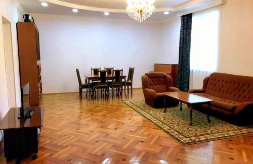 Borjomi Apartment | Nino's Holiday guesthouse