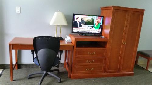 North Bay Hotel | Nipissing Inn