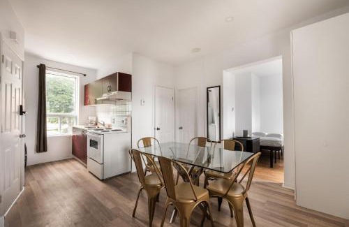 Montreal Apartment | Niu - 1007