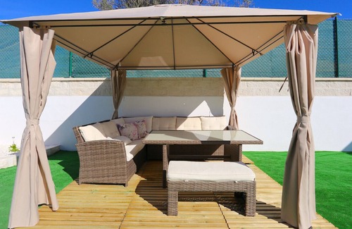 Velez-Malaga Ski Chalet | NIZA BEACH Holiday House 10PAX