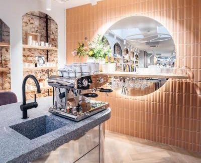 Utrecht City Center Hotel | 45 m² Hotel ∙ 2 guests