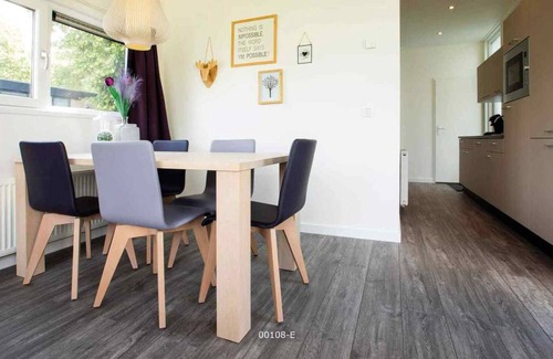 Lageweg House | House ∙ 2 bedrooms ∙ 5 guests