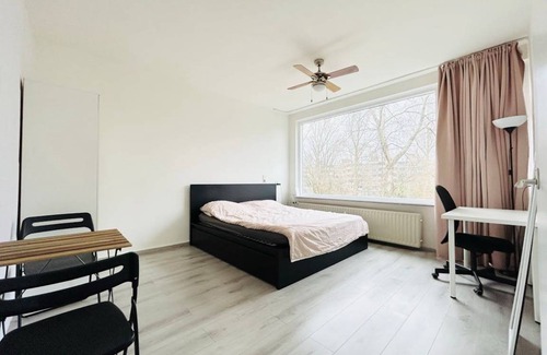 Prins Alexander Apartment | 85 m² Apartment ∙ 3 bedrooms ∙ 3 guests