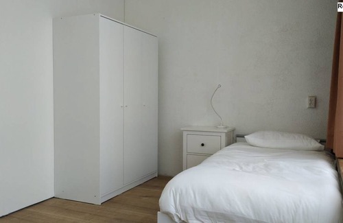 Ommoord Resort | 135 m² Private room ∙ 1 bedroom ∙ 5 guests