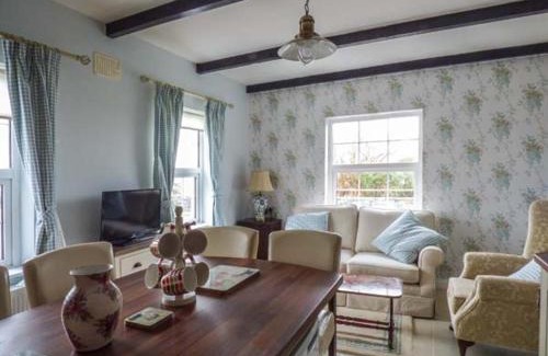 Kilcolgan House | No 1 Apt, Brandy Harbour Cottage