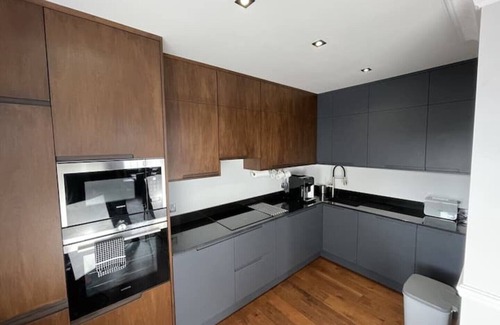 Whitstable Apartment | No 4 Stylish Contemporary Seaside Apartment