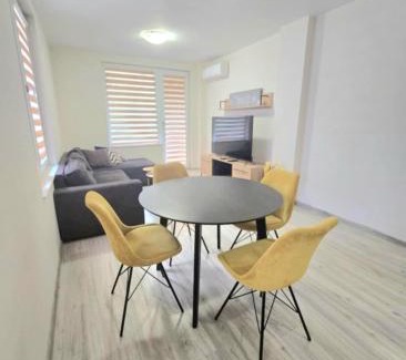rayon Triaditsa Apartment | No Rules Residences