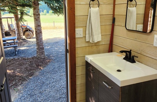 Alvadore Cabin | Noble Forest Cabin