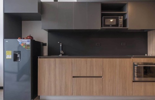 Barrios Unidos Apartment | NOK Luxury 1 BR duplex in Virrey