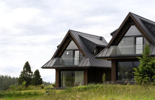 Zab Ski Chalet | NOOK Cabins - Mountain View