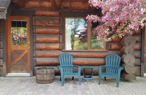 Woodsville Hotel | Nootka Lodge