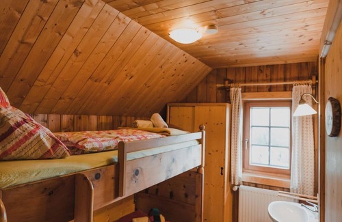 Millstatt Other | Nord - DZ mit Stockbett, Ostfenster und Almblick - Alexanderhütte