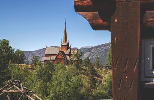 Fossbergom Hotel | Nordal Turistsenter
