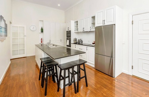 Normanville House | Normanville - Historic home newly updated