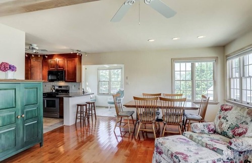 North Beach Condo | North Beach Townhouse
