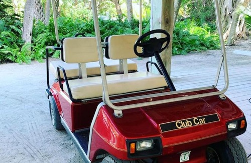 Jose's Hideaway House | NORTH CAPTIVA ISLAND Steps to Private Gulf Beaches Pools Hot Tub Golf Cart