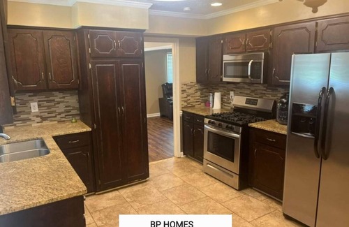 Columbus House | North Columbus POOL HOUSE: near Uptown Columbus, Civic Center, & Ft. Moore