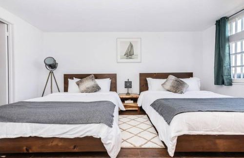 Old Quebec Apartment | North House - Modern Meets Rustic- 2 Bedroom in Old Quebec