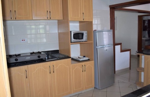 Nakuru House | North Manor, Cozy 3Br, Fibre Wifi, Smart TV, Safe Parking, 20mins from Nakuru