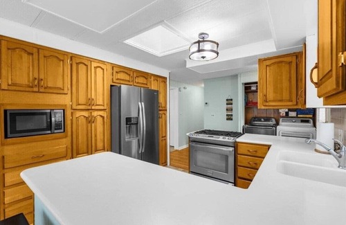 Montego Bay House | North Ocean City - Montego Bay 3BR Home/Beach, Pool, Pickleball and Mini Golf