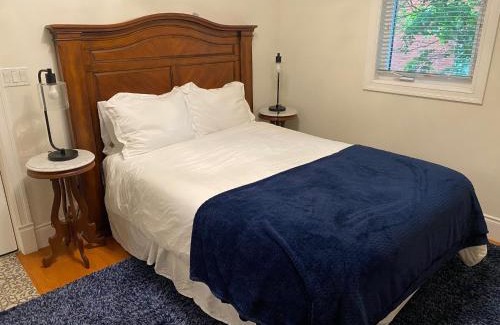 Stratford Bed & Breakfast | North of Avon B&B Suites