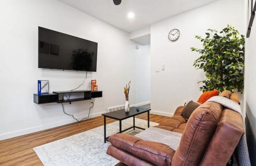 Mexican War Streets House | North Shore 3 Bdrm House with Fire Pit & Yard