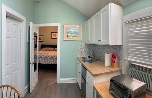 Cape May - Wildwood Cottage | North Wildwood Beach Cottage 3 blocks to beach and boardwalk