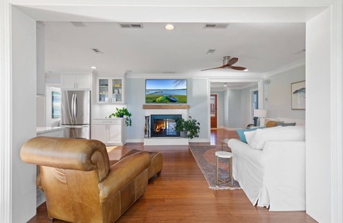 Edwardsville Cottage | Northern Neck waterfront cottage with stunning views and private dock