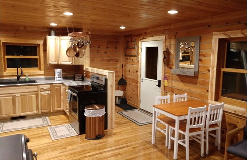 Popple Cabin | Northern remote cabin getaway!