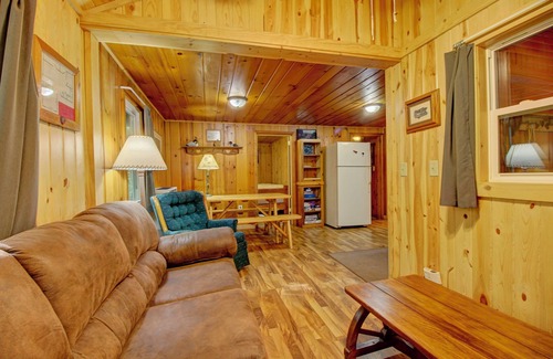 Lac du Flambeau Cabin | Northern Wisconsin Summer/Fall Family Cabin! Very Quiet! Pet Friendly!