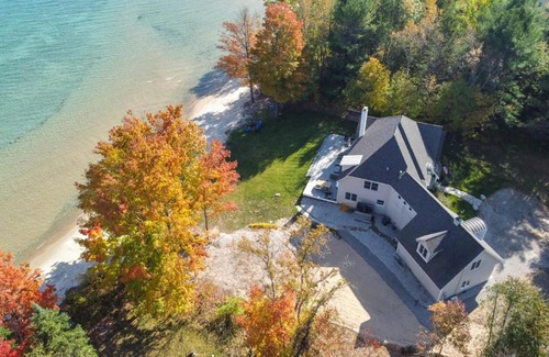 Northport House | Northport Bay Beach Getaway