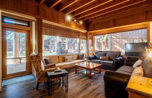 Lake Forest House | NorthShore # 47 By Hauserman Rentals
