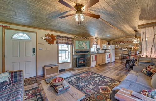 Northville Cabin | Northville Cabin with Fire Pit, 4 Mi to Boat Ramp!