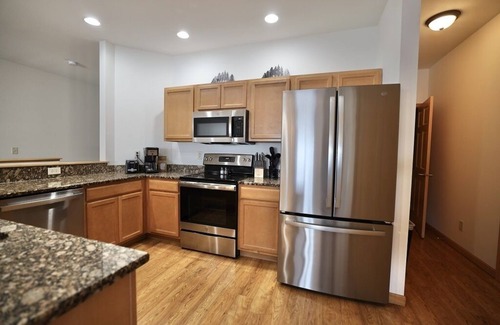 Tomahawk House | Northwoods Getaway- Lakefront Home on Beautiful Lake Nokomis