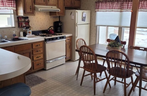 Crandon House | NORTHWOODS RENTAL BEAUTIFUL LAKE METONGA