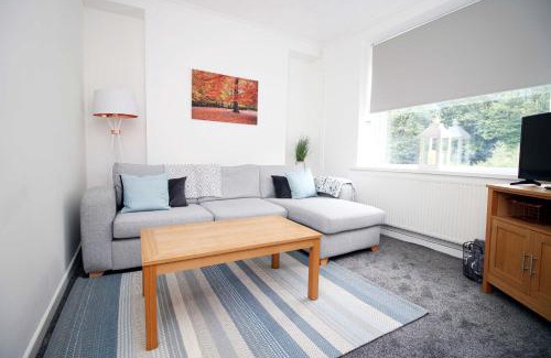 Glyncorrwg House | Norton Terrace Charming Home In The Beautiful Afan Forest By StayStaycations