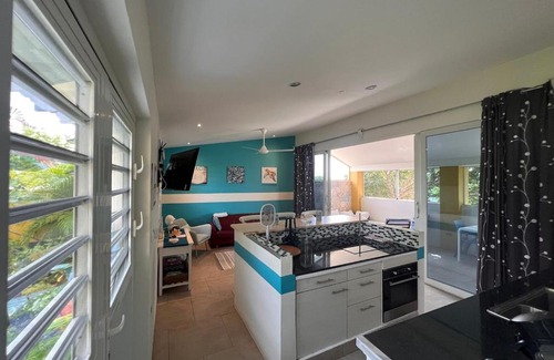 Salina Apartment | Nos cu Nos, ruim appartement 65 m2 met zwembad,inclusief water en electriciteit