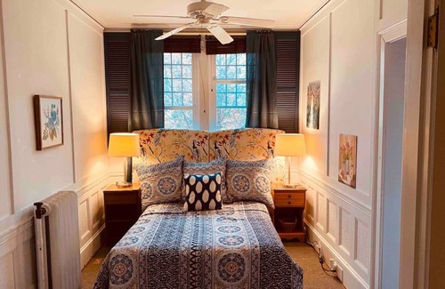 Winchester Apartment | Nostalgia Lane in the heart of the city