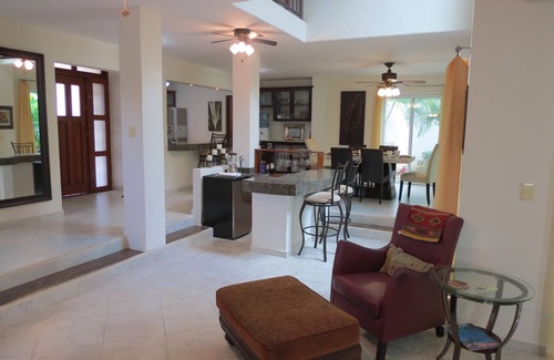 Playacar Villa | Nov - Dec Price Reduction - Casa Elena ~ 3 Bedroom, 4 Bath Villa. Great Location