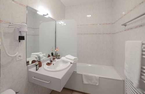 Novalaise Hotel | Novalaise Plage