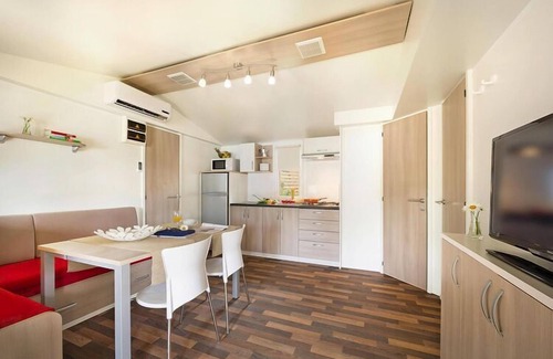 Mareda House | Novigrad Resort Retreat