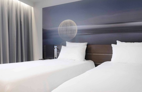 La Pierre-Heuze Hotel | Novotel Caen Cote De Nacre
