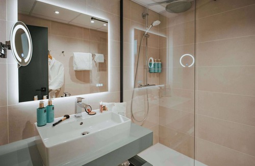 Noyelles-Godault Hotel | Novotel Lens Noyelles