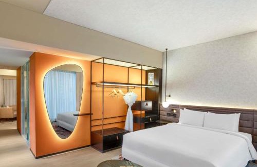 Viman Nagar Hotel | Novotel Pune Viman Nagar Road