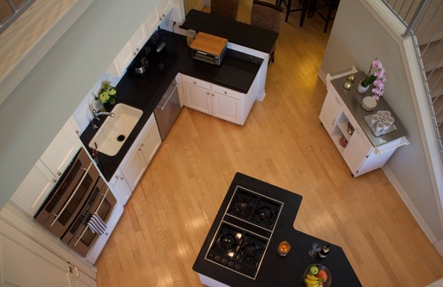 Barton Heights Condo | Now booking for ACL Wknd 2 & Formula One Racing