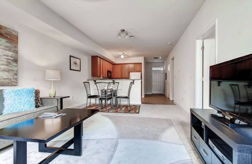 Princeton Meadows Apartment | nr Princeton University & Easy New York Access! nr Princeton Junction