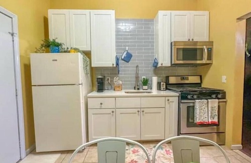 Dwight Apartment | nThe Sicilian