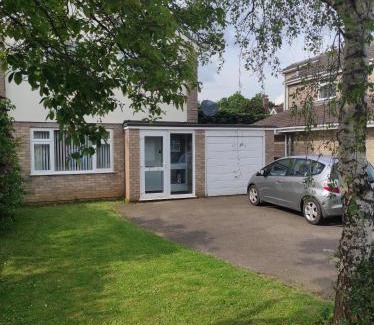 Bury St Edmunds House | Number 8 with free parking