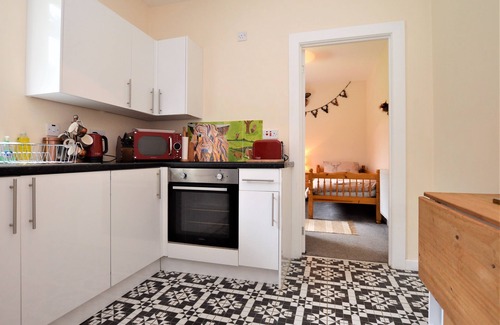Dunoon Cottage | Nursery Cottage - Benmore - woodland setting, sleeps 4 guests
