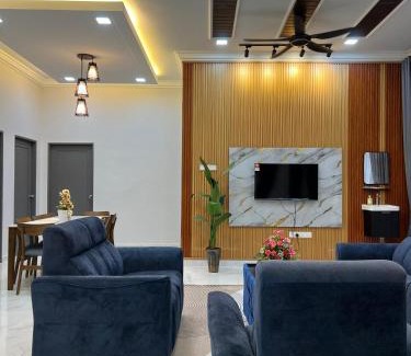 Kampung Ru Lima House | Nurul Ain Homestay, Nearby Kelulut Beach, Marang